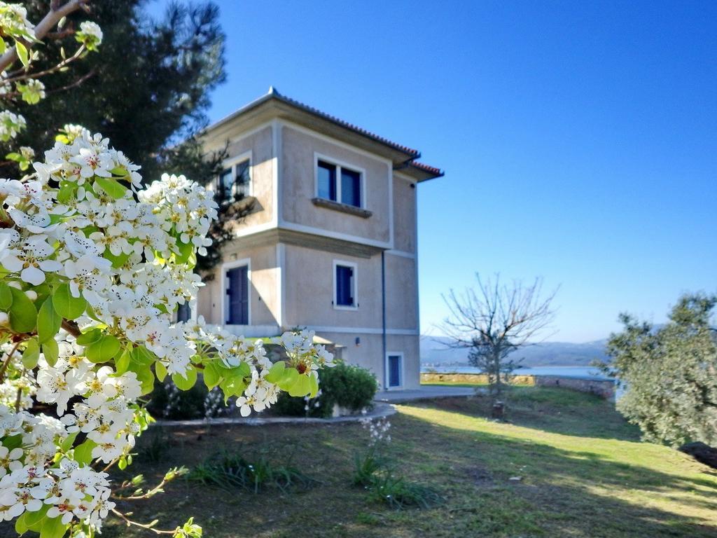 Villa Duchess Pteleos Exterior photo
